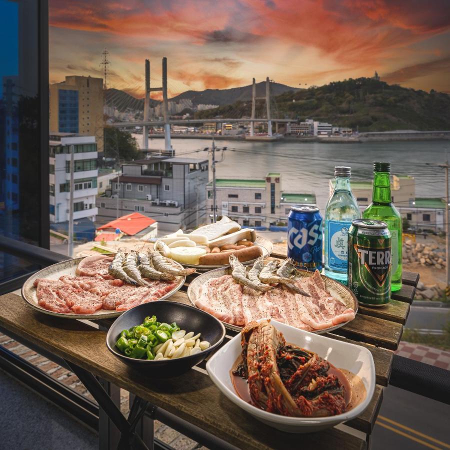 Yeosu View Foret Pension מראה חיצוני תמונה
