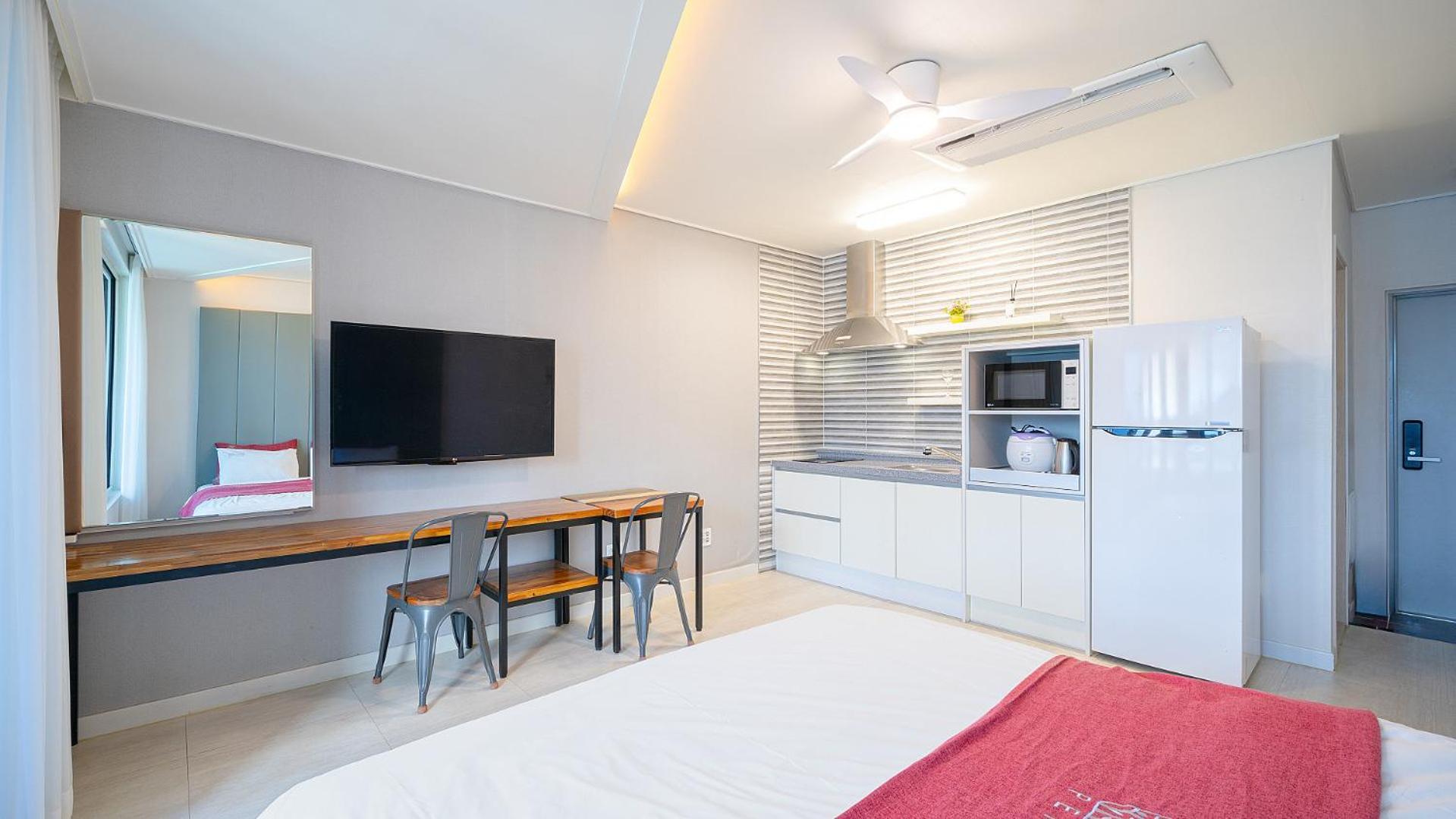 Yeosu View Foret Pension מראה חיצוני תמונה